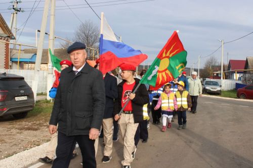 В Заинском районе открыли сразу несколько дорог после капремонта
