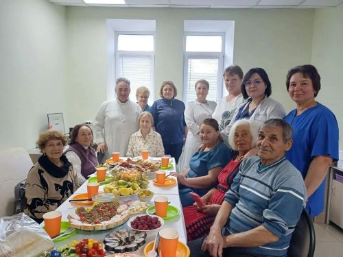В Заинской ЦРБ поздравили ветеранов здравоохранения