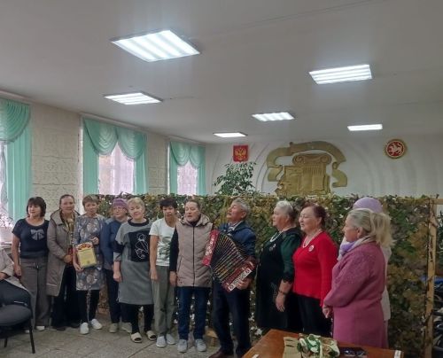 Күзгә күренмәс фронт сакчылары: Дүрт-Мунча волонтерлары ике ел маскировка челтәрләре үрә