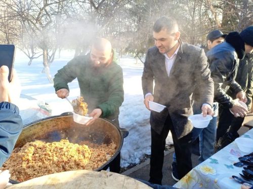 «Дух веры объединяет»: мусульмане Заинска масштабно отмечают Ураза-байрам