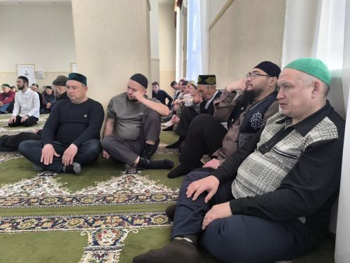 «Дух веры объединяет»: мусульмане Заинска масштабно отмечают Ураза-байрам