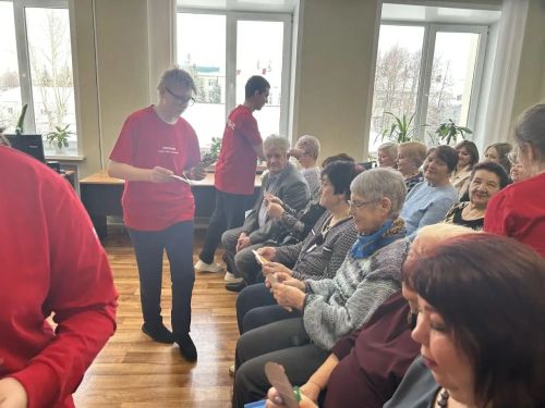 «А ну-ка, бабушки!»: в Заинском районе поздравили старшее поколение с 8 Марта