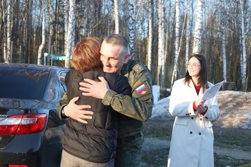 В Казани ветераны СВО и дети-сироты сразились в лазертаг «Защитники Отечества»