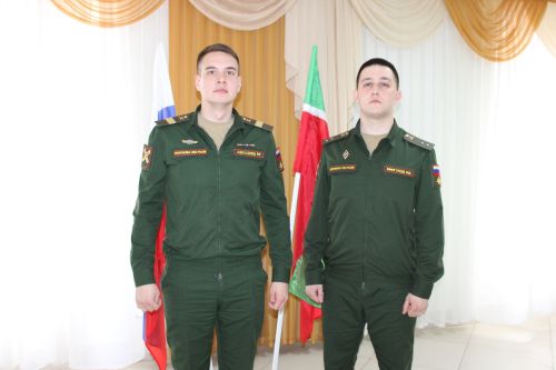 Контракт вместо призыва: студентам Заинска рассказали о службе в войсках БПЛА