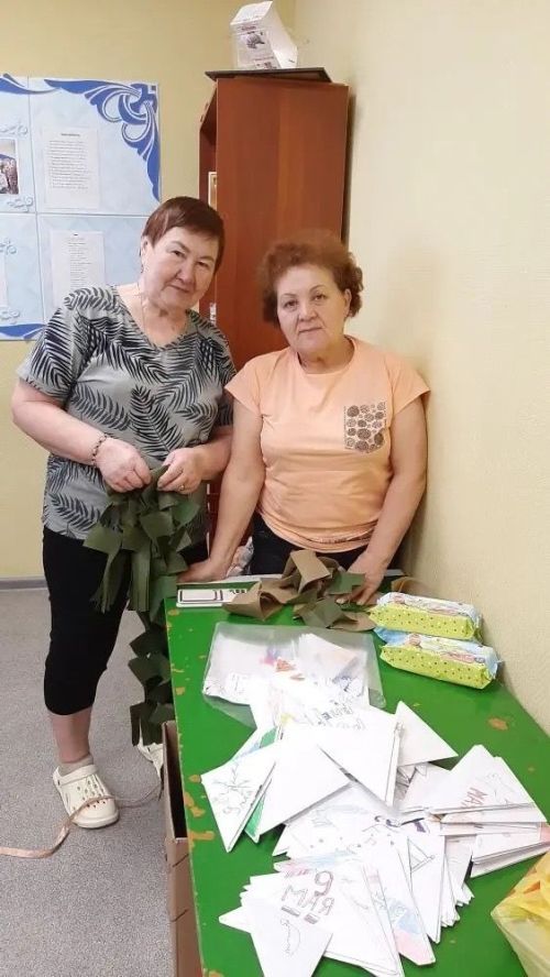 Ученики школы №5 написали письма солдатам перед Днем Победы