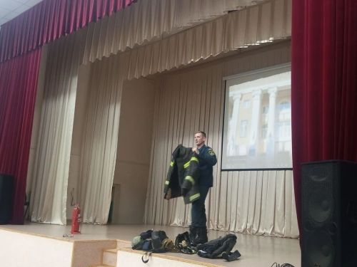 В Заинском политехническом колледже прошла лекция по пожарной безопасности