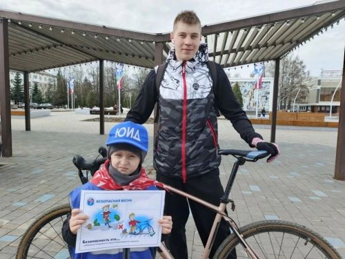 В Заинске прошла акция «Безопасная весна» с участием юных инспекторов движения