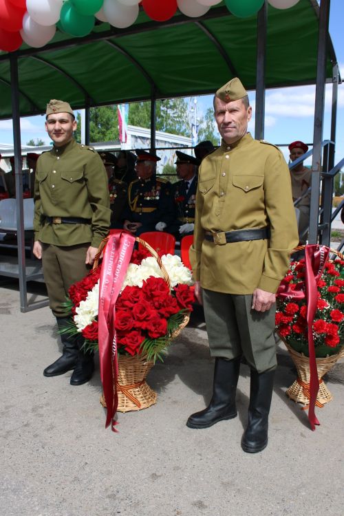 Празднование Дня победы: полный фоторепортаж