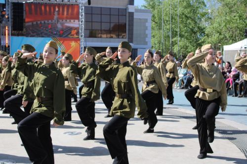 Празднование Дня победы: полный фоторепортаж