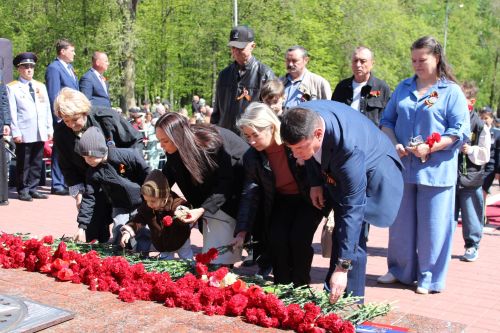 Празднование Дня победы: полный фоторепортаж