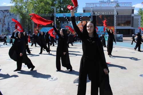 Празднование Дня победы: полный фоторепортаж
