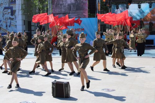 Празднование Дня победы: полный фоторепортаж