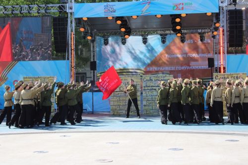 Празднование Дня победы: полный фоторепортаж