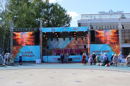 Празднование Дня победы: полный фоторепортаж