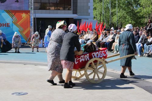 Празднование Дня победы: полный фоторепортаж