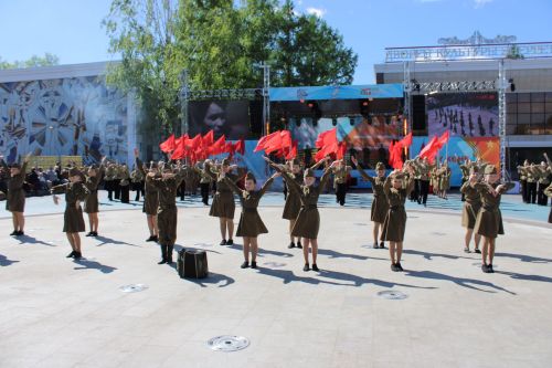 Празднование Дня победы: полный фоторепортаж