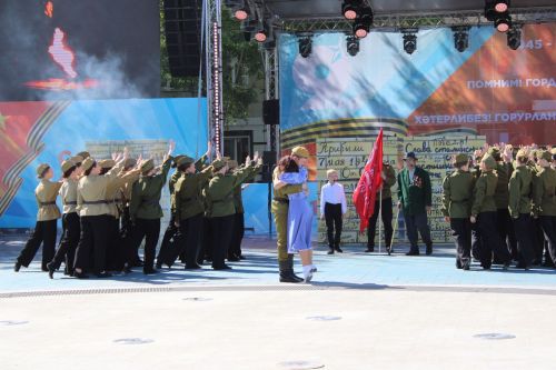 Празднование Дня победы: полный фоторепортаж