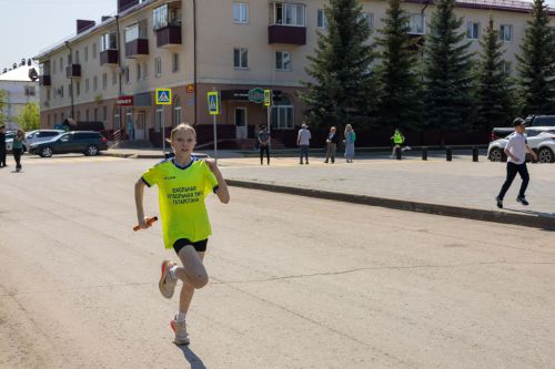 В Заинске легкоатлетической эстафетой почтили память героев Великой Отечественной войны