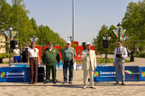 В Заинске легкоатлетической эстафетой почтили память героев Великой Отечественной войны