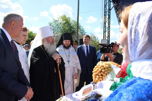 В селе Верхний Багряж Заинского района митрополит Кирилл освятил Троицкую церковь после масштабной реставрации