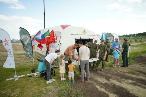В День России у «Чаши» в Казани открылся пункт отбора контрактников