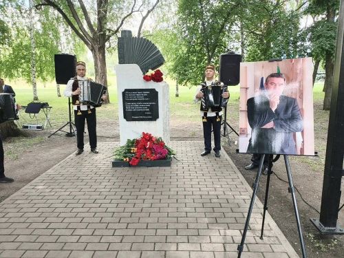 Заинцы почтили память Рината Фардиева в день его рождения