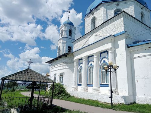 200 лет Крестовоздвиженской церкви: от первой постройки до наших дней