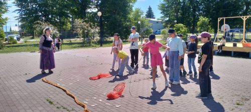 В парке Мирного прошёл пушкинский праздник для детей