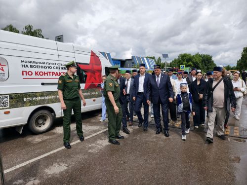 От сказок Тукая до современных проектов: в Заинске на Сабантуе организовали различные тематические площадки