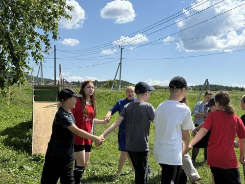 В селе Бухарай прошел фестиваль народных игр «Уен Фест»