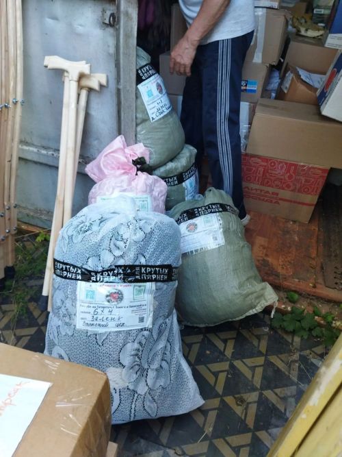 Отец и сын Атласовы из Заинска доставили гуманитарную помощь в зону СВО