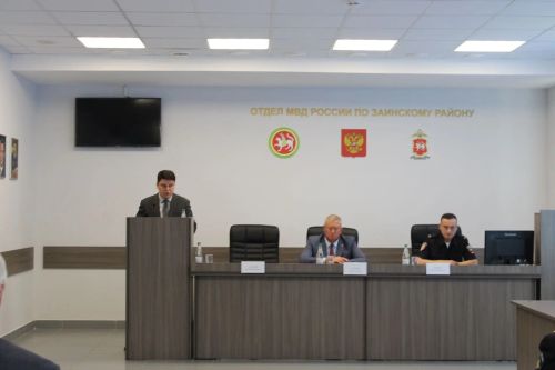 Итоги полугодия и кадровые вопросы обсудили в районном отделе полиции