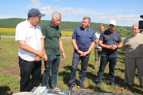 Марат Зяббаров оценил ход уборочной кампании и развитие АПК в Заинском районе
