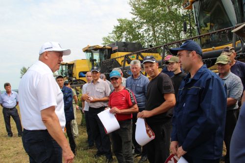 В Заинском районе проверили готовность аграриев к уборочной кампании 2026 года