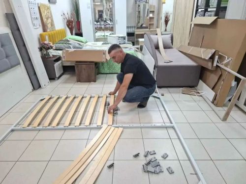 Ветеран СВО из Заинска открыл мебельную мастерскую