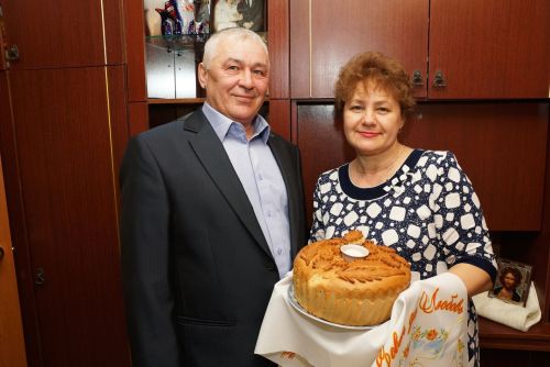 Гомер бәйрәмегез котлы булсын!