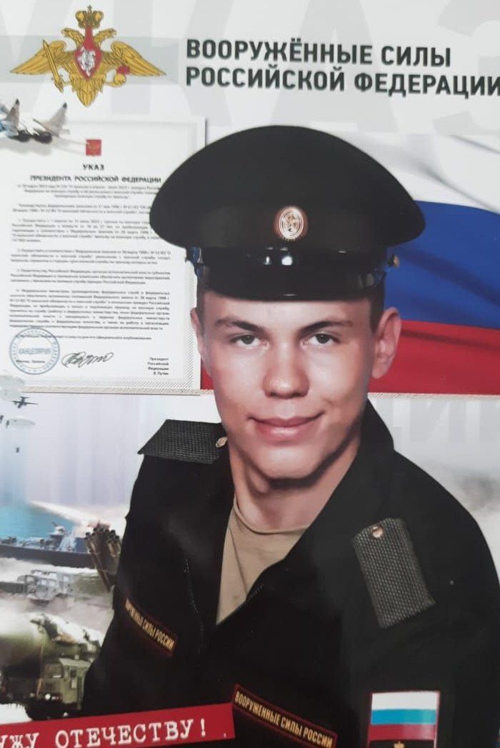 Солдат Инсаф Гыйләҗиев: «Әниемнең өйдә пешкән тәмле ризыклары сагындыра...»