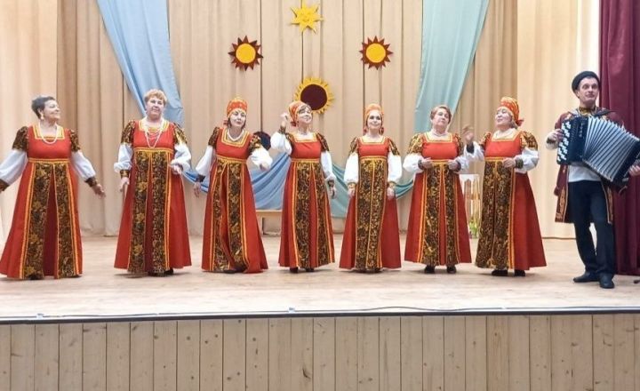В Заинске прошел отчетный концерт ансамбля народной песни «Ивушка»