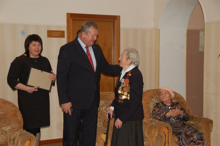 Заинский центр социальной помощи “Шатлык” получил сертификат