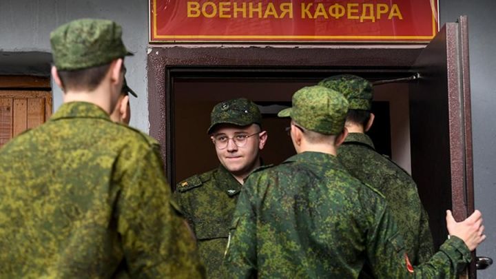 Госдума приняла закон о замене военных кафедр в вузах на военные учебные центры
