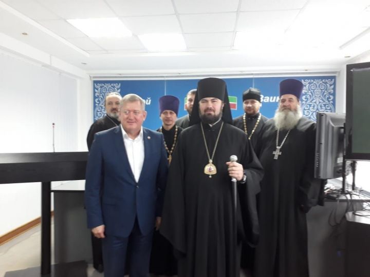 Глава Заинского района встретился с представителями православного духовенства