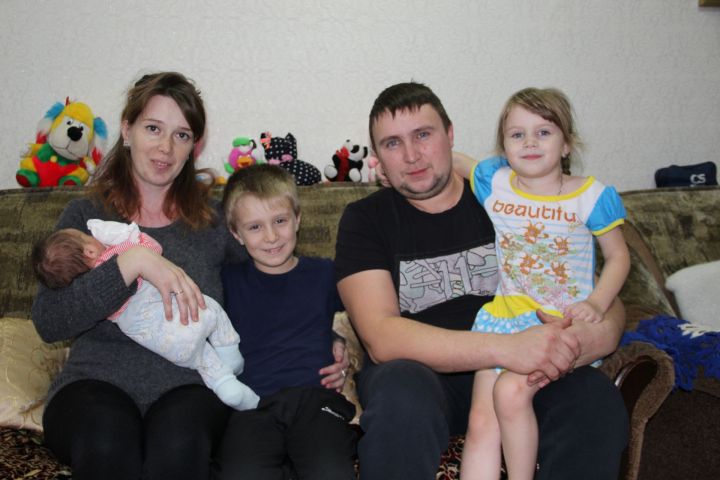 Заинская семья получила 100 тысяч рублей