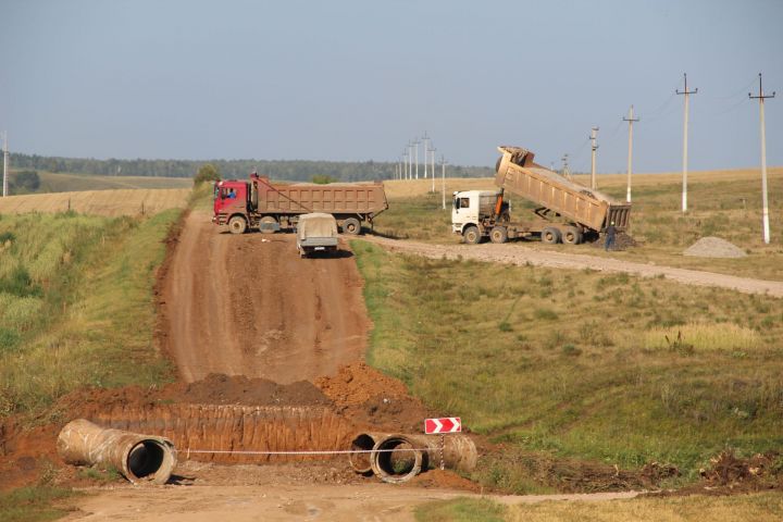 Дорогу по маршруту «Гулькино-Тюгеевка» В Заинском районе отремонтируют