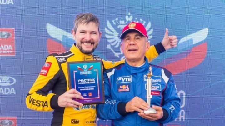 Рустам Минниханов стал победителем гонки на кубок Приволжского федерального округа