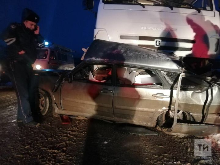 В Татарстане произошла смертельная авария с участием большегруза