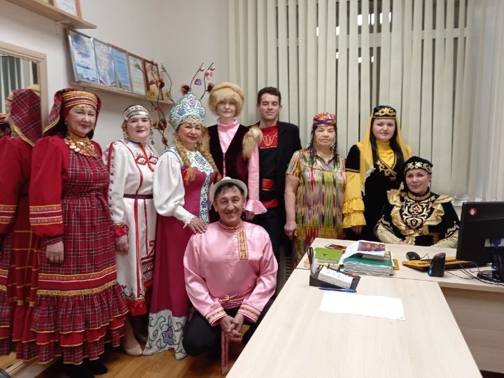 Клуб «Адымнар» Заинска провел литературно-музыкальный вечер