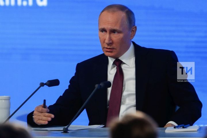 Президент России объявил дни между майскими праздниками нерабочими