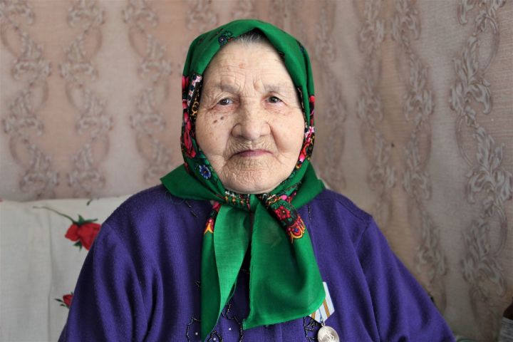 98 летняя труженица тыла рассказала свою историю жизни