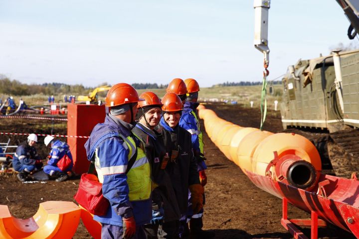 АО «Транснефть - Прикамье» провело учебно-тренировочное занятие по ликвидации условного выхода нефти в болотистой местности&nbsp;в Удмуртии