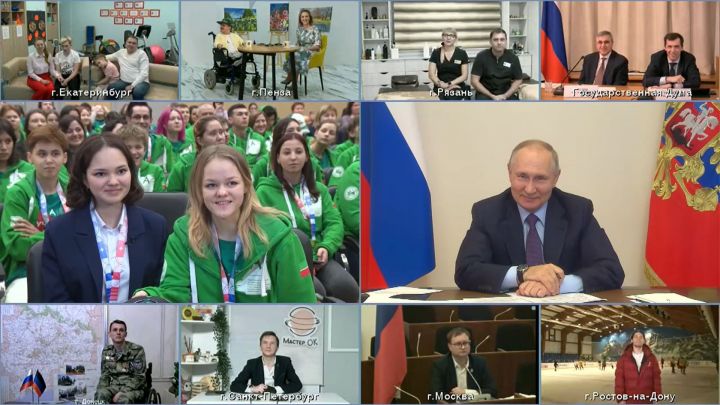 18-летняя уроженка Заинска Надежда Агапова общалась по видеосвязи с Президентом России о своей будущей профессии